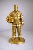 Bombeiro operacional com Capacete Gallet - Edição Gold